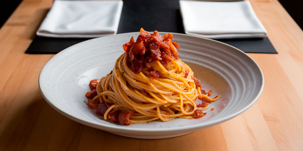 Spaghetti con Tocineta